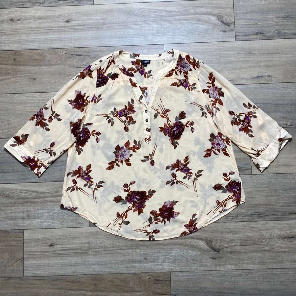 Torrid Womens Harper Pullover Blouse - Challis Floral Sand Size 2 Floral Tan
